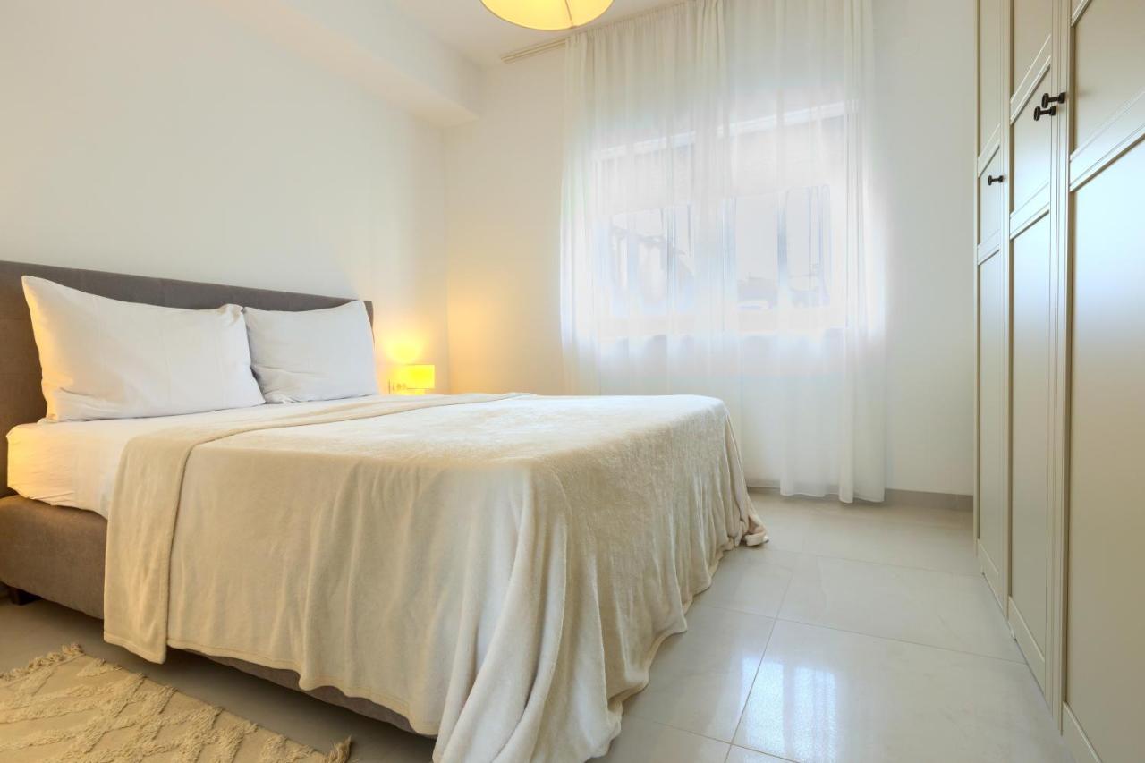Apartments La Scogliera Ровинь Экстерьер фото